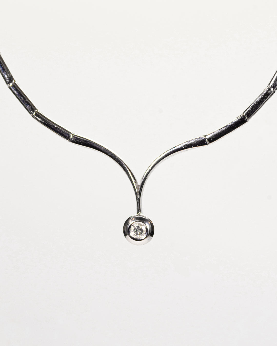 Collana V